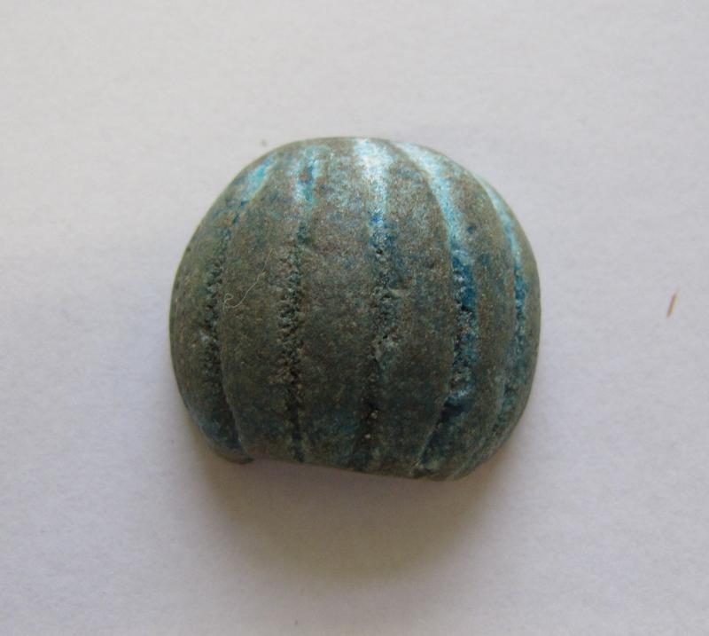 ancient-roman-beads-in-falkirk-